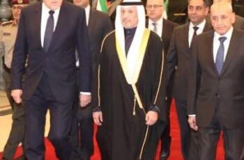 قدّم رئيس مجلس النواب نبيه بري ورئيس الحكومة نجيب ميقاتي ونائب رئيس مجلس الوزراء سعادة الشامي التعازي الى أمير الكويت الشيخ مشعل الأحمد الجابر الصباح والقيادة الكويتية بوفاة امير الكويت الراحل المغفور له الشيخ نواف الأحمد الجابر الصباح.